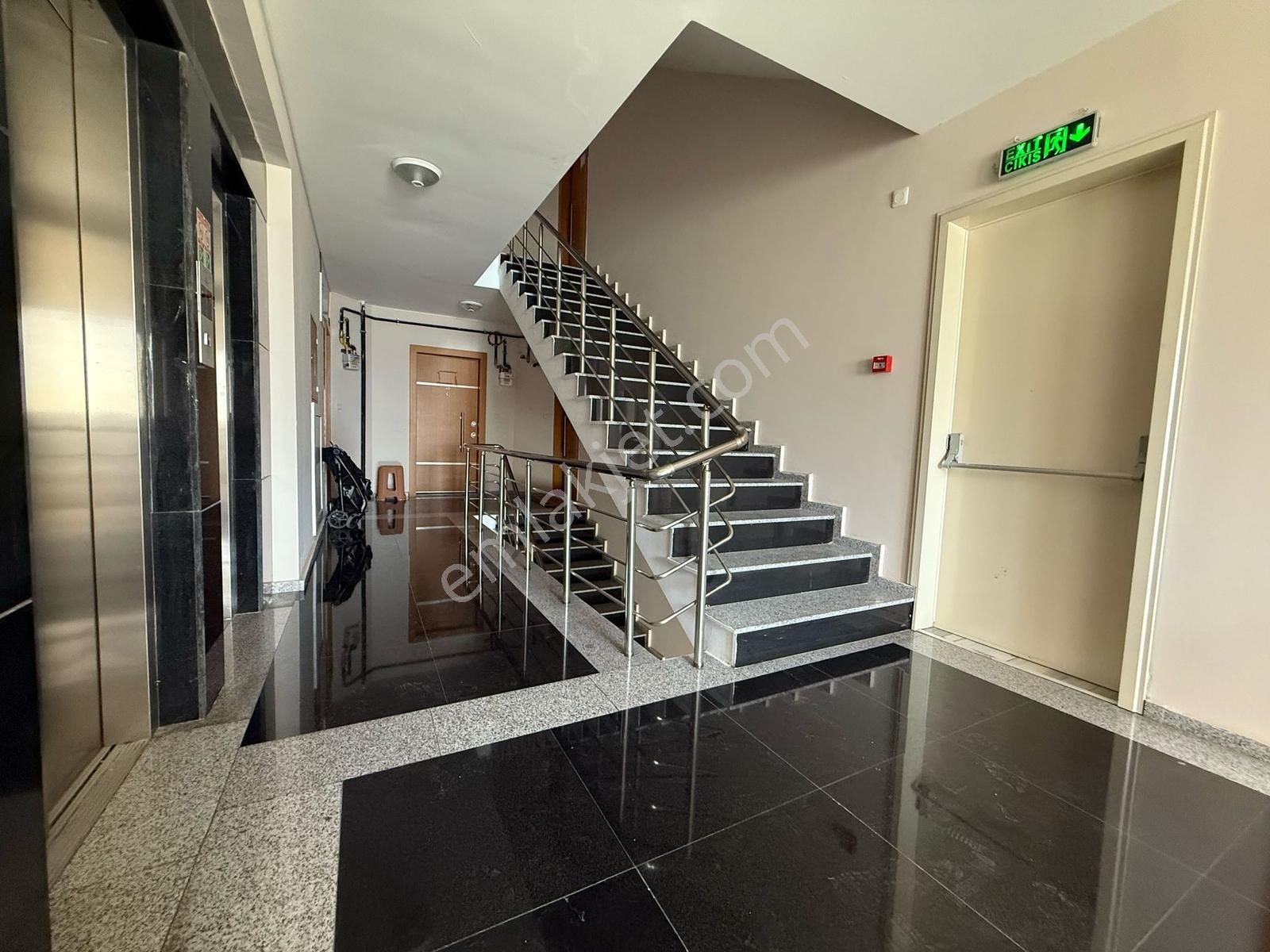 Beykent Merkez 2+1 Büyük M2 Deniz Manzaralı Satılık Daire - Görsel 2