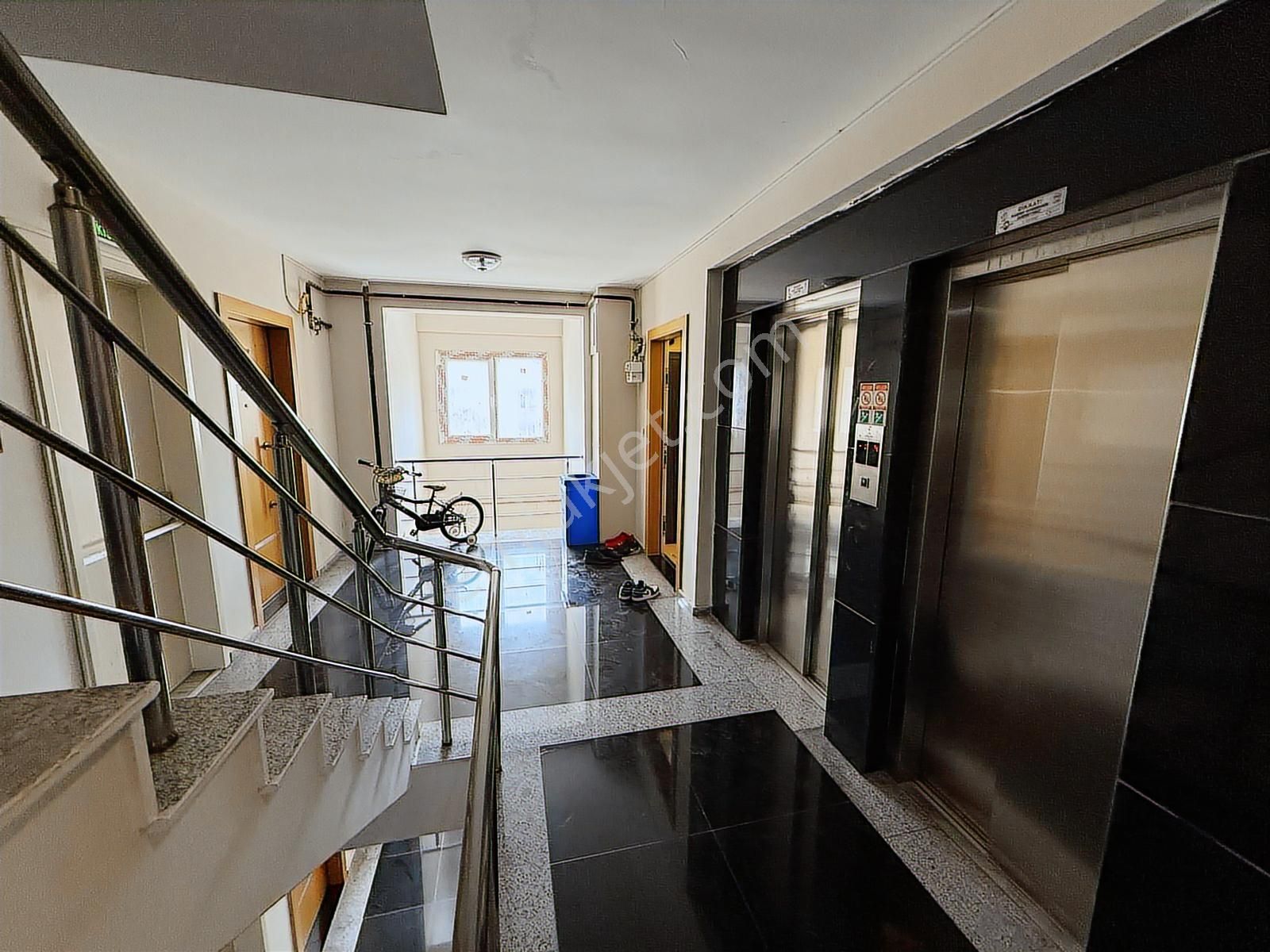 Beykent Merkez 2+1 Büyük M2 Deniz Manzaralı Satılık Daire - Görsel 4