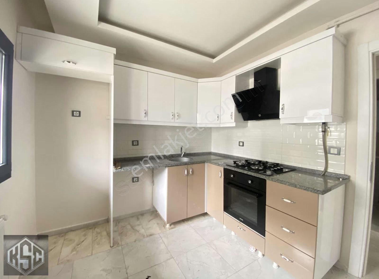 Meydan'a Yürüme Mesafesinde Yeni Bina Ayrı Mutfak 2+1 Doğalgazlı