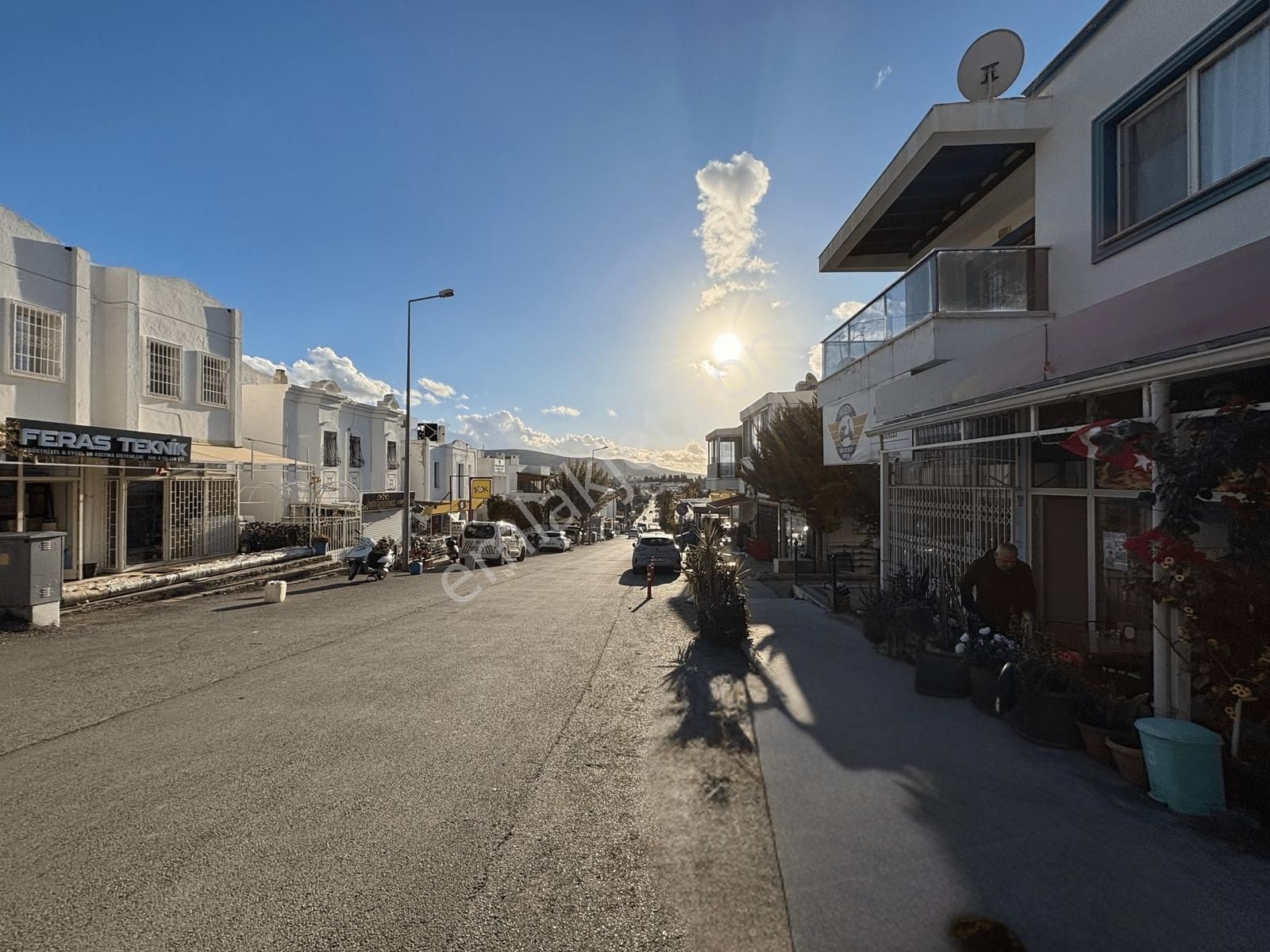 Gümbet, Cadde Üzeri Tabela Değeri Yüksek Satılık 2 Adet Dükkan - Görsel 4
