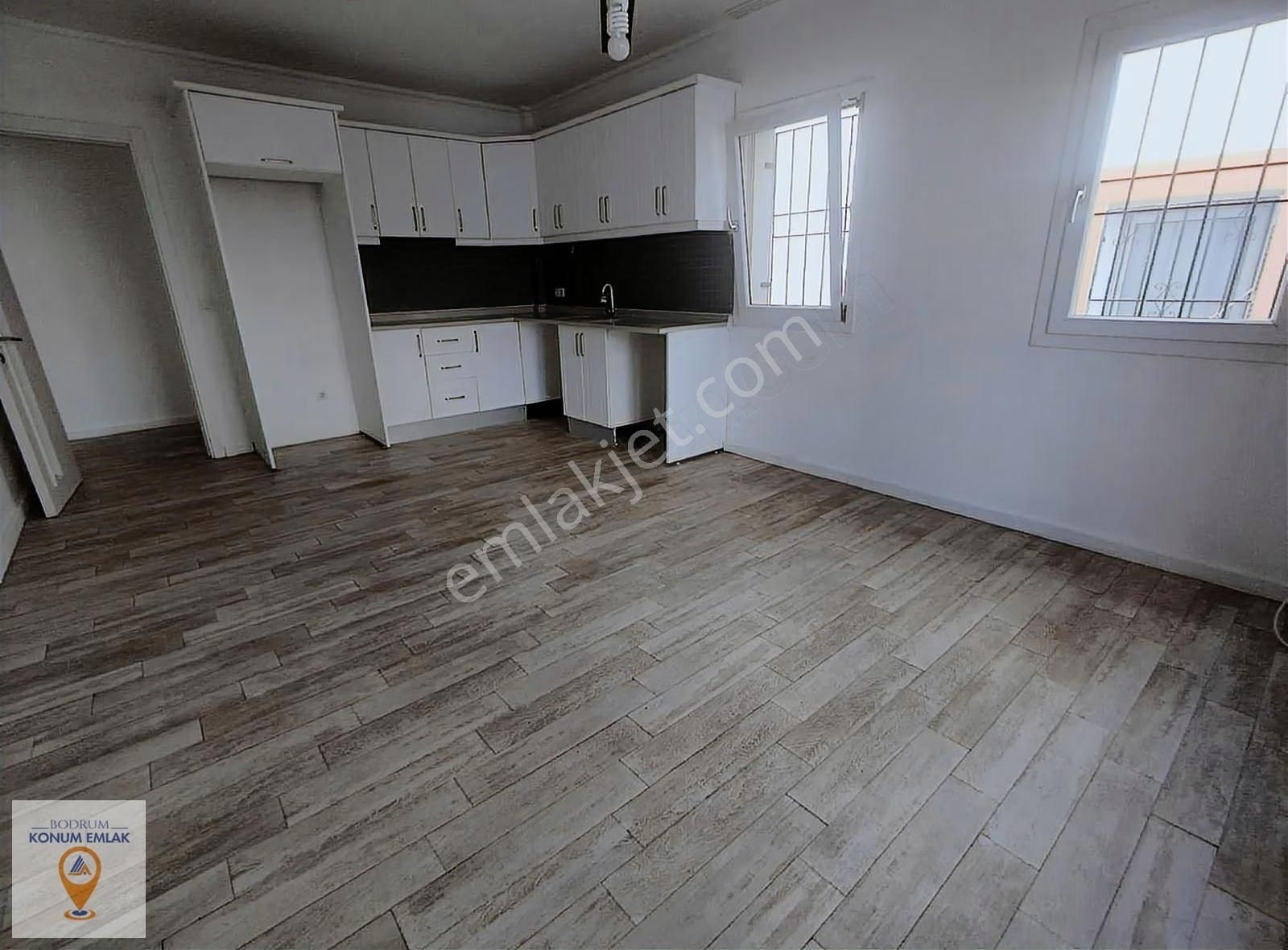 Bitez'de Adliye'ye Yakın 2+1 Daire ; Aylık Ödemeli - Görsel 14