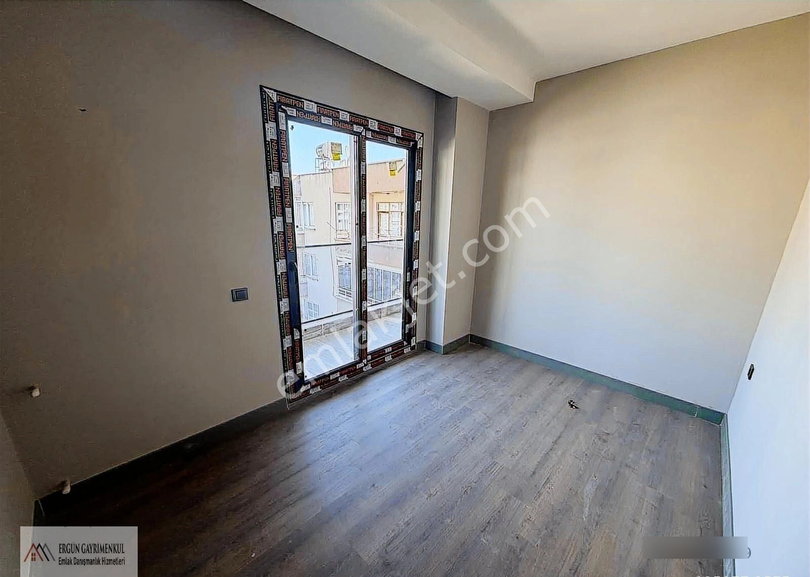 Bahçelievler'de Oturuma Hazır Satılık 2+1 Sıfır Bina! - Görsel 7