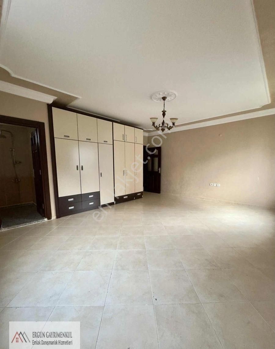 Menderes Mezitlide 330 M² 4 Cephe 3 Balkon Geniş Oturum - Görsel 24