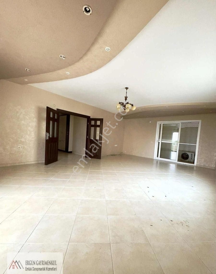 Menderes Mezitlide 330 M² 4 Cephe 3 Balkon Geniş Oturum - Görsel 31