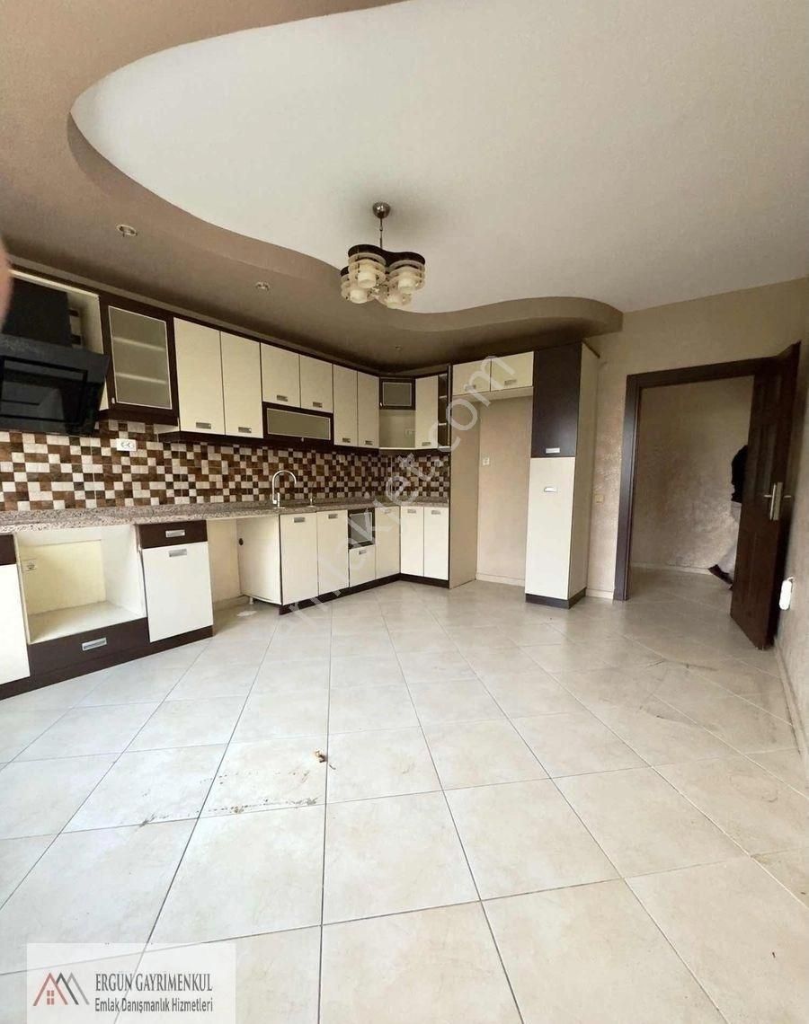 Menderes Mezitlide 330 M² 4 Cephe 3 Balkon Geniş Oturum - Görsel 13