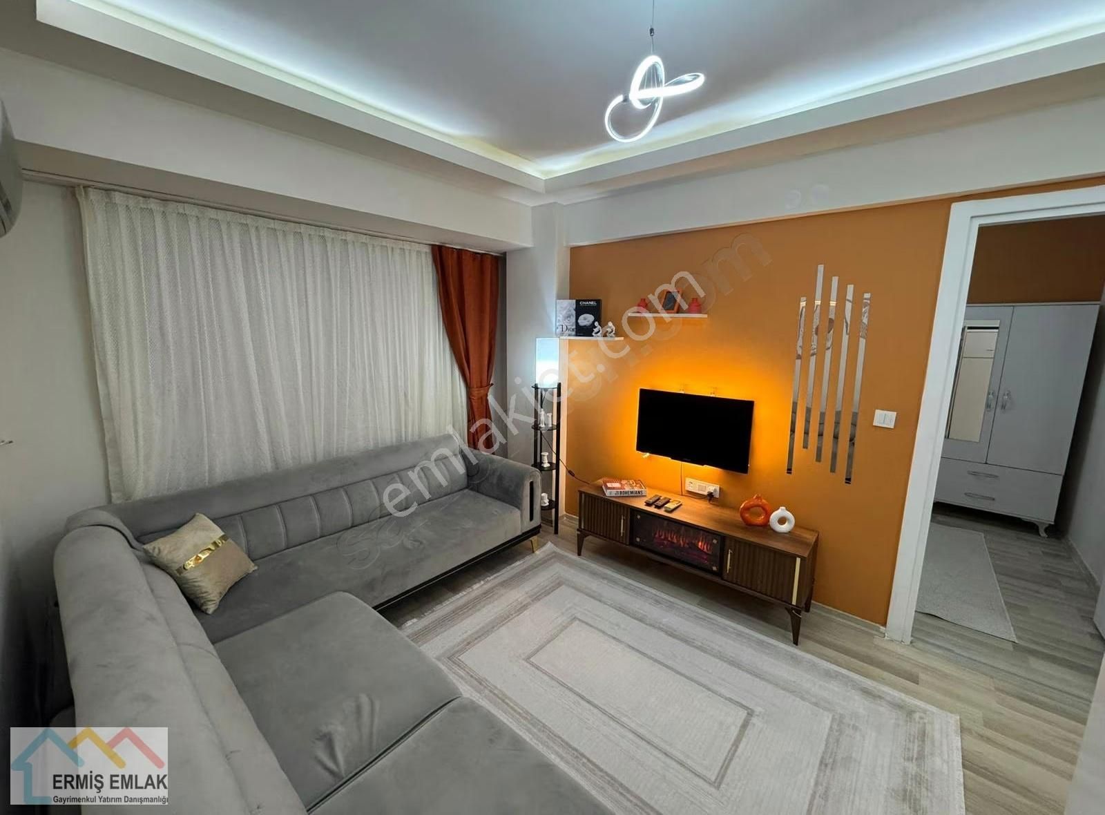 Eşyalı Satılık 1+1 Daire - Görsel 11