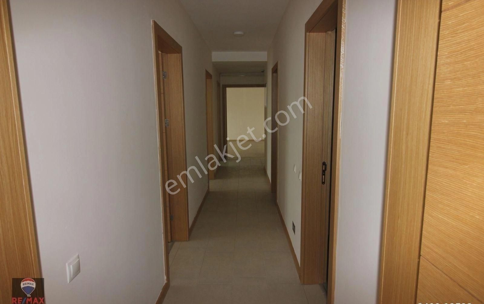 Oyak Buca 1.etap Kiralık 3+1 Daire Remax Model Küçükerol - Görsel 8