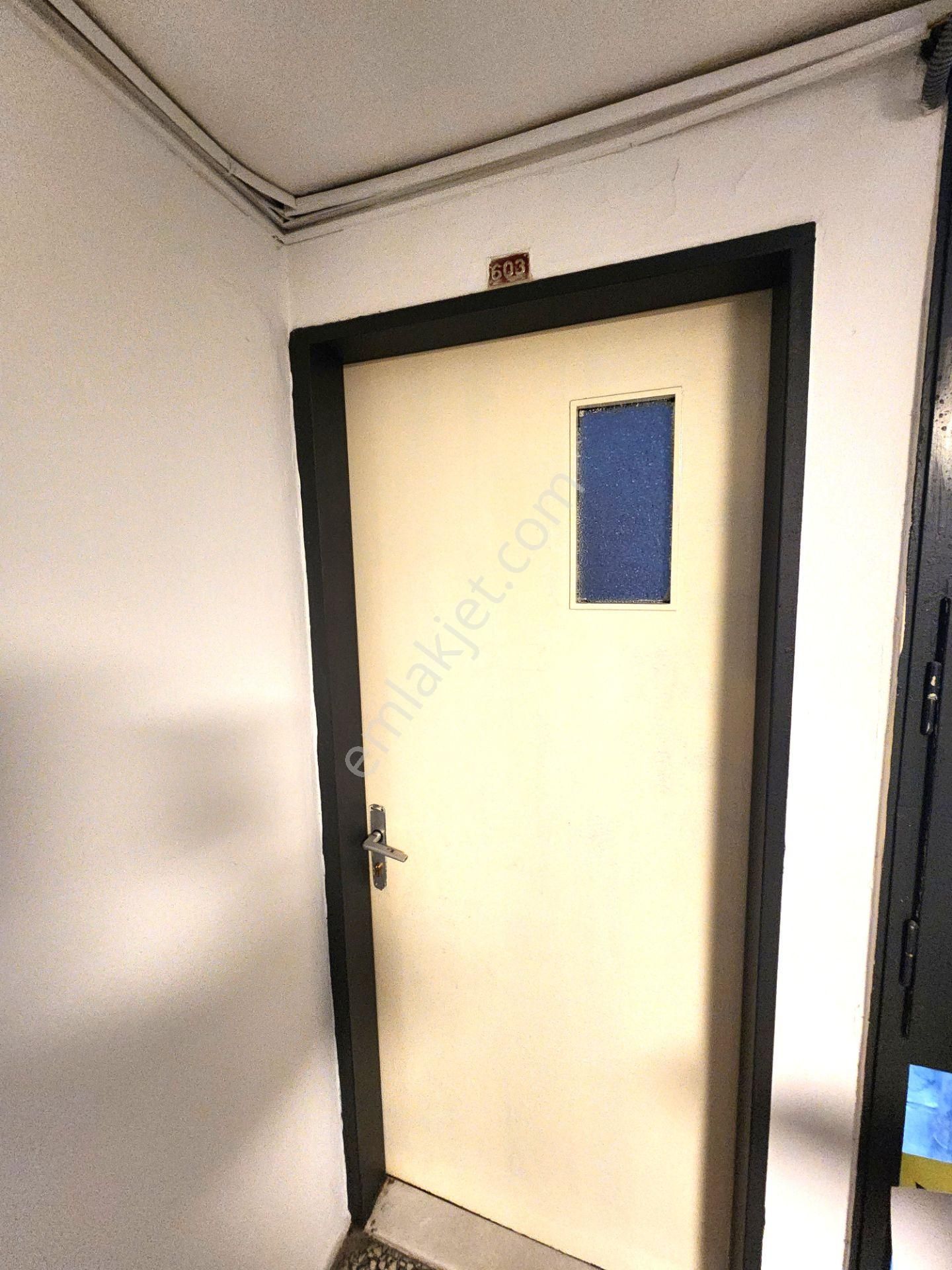 Remax Arma’dan, Konak Pasaportta Cumhuriyet Bulvarı Üzeri Satılık Ofis - Görsel 6