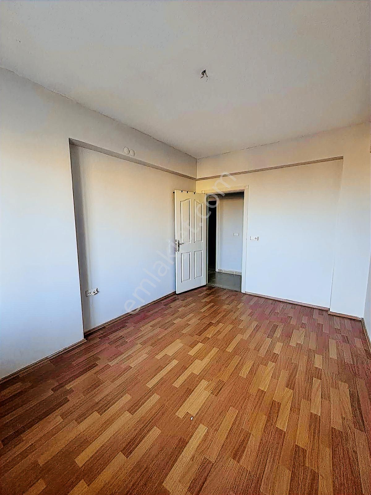 Barış Caddesi Üzeri Satılık Net 190 M2 4+1 Süper Konum - Görsel 8