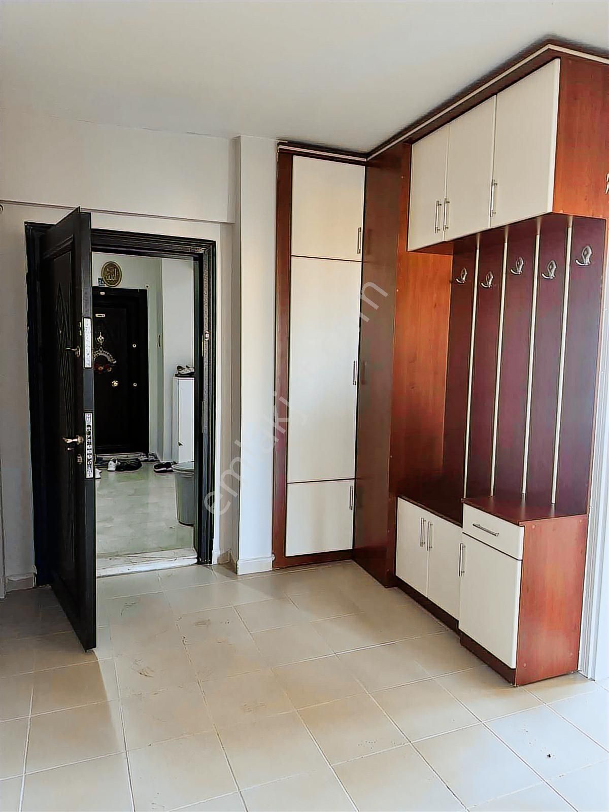 Barış Caddesi Üzeri Satılık Net 190 M2 4+1 Süper Konum - Görsel 4