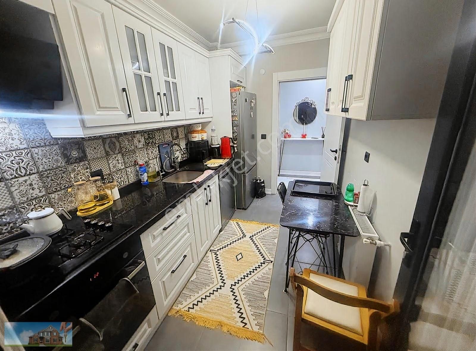 Barış'tan Marmaraya Metrobüse Yakın Mesafede Lüks 2+1 Daire - Görsel 6