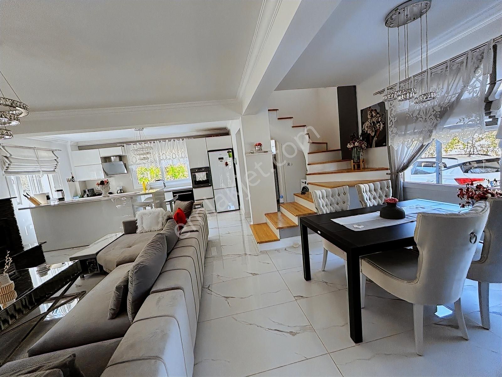 Mabel'den Marmaris Turgutta Harukulede Satılık Müstakil Ev - Görsel 2