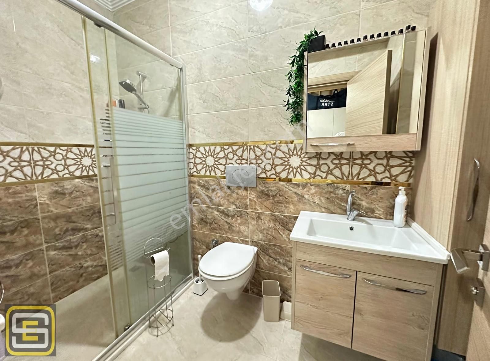 İki Havuzlu Lüks Sitede Ara Kat Mutfak Tamamen Ayrı 2+1 95 M2 - Görsel 18