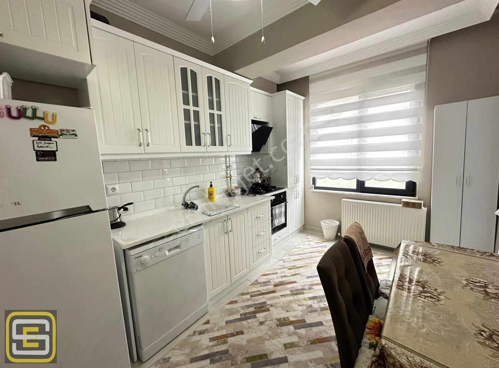 İki Havuzlu Lüks Sitede Ara Kat Mutfak Tamamen Ayrı 2+1 95 M2 - Görsel 21
