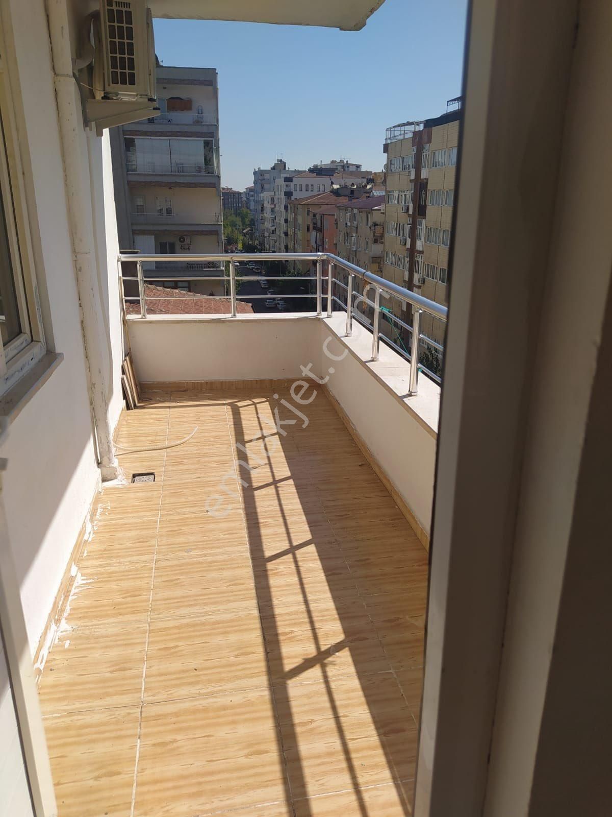 Ofis Yeni Bina Düşük Aidat - Görsel 6
