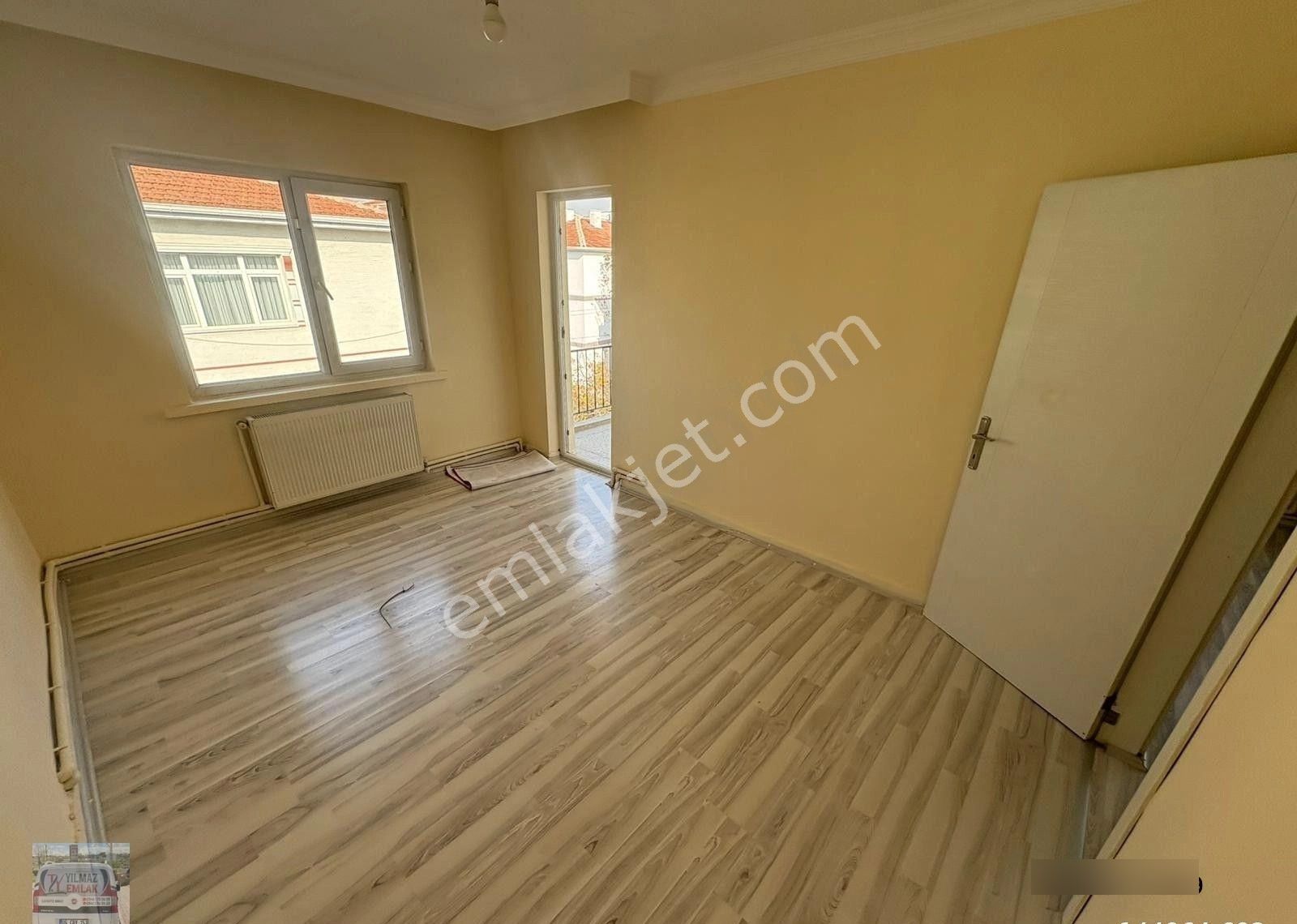 Ty Yılmaz'dan Mareşal'da Cadde Yakını Katta Ön Cephe 3+1 Daire!! - Görsel 23