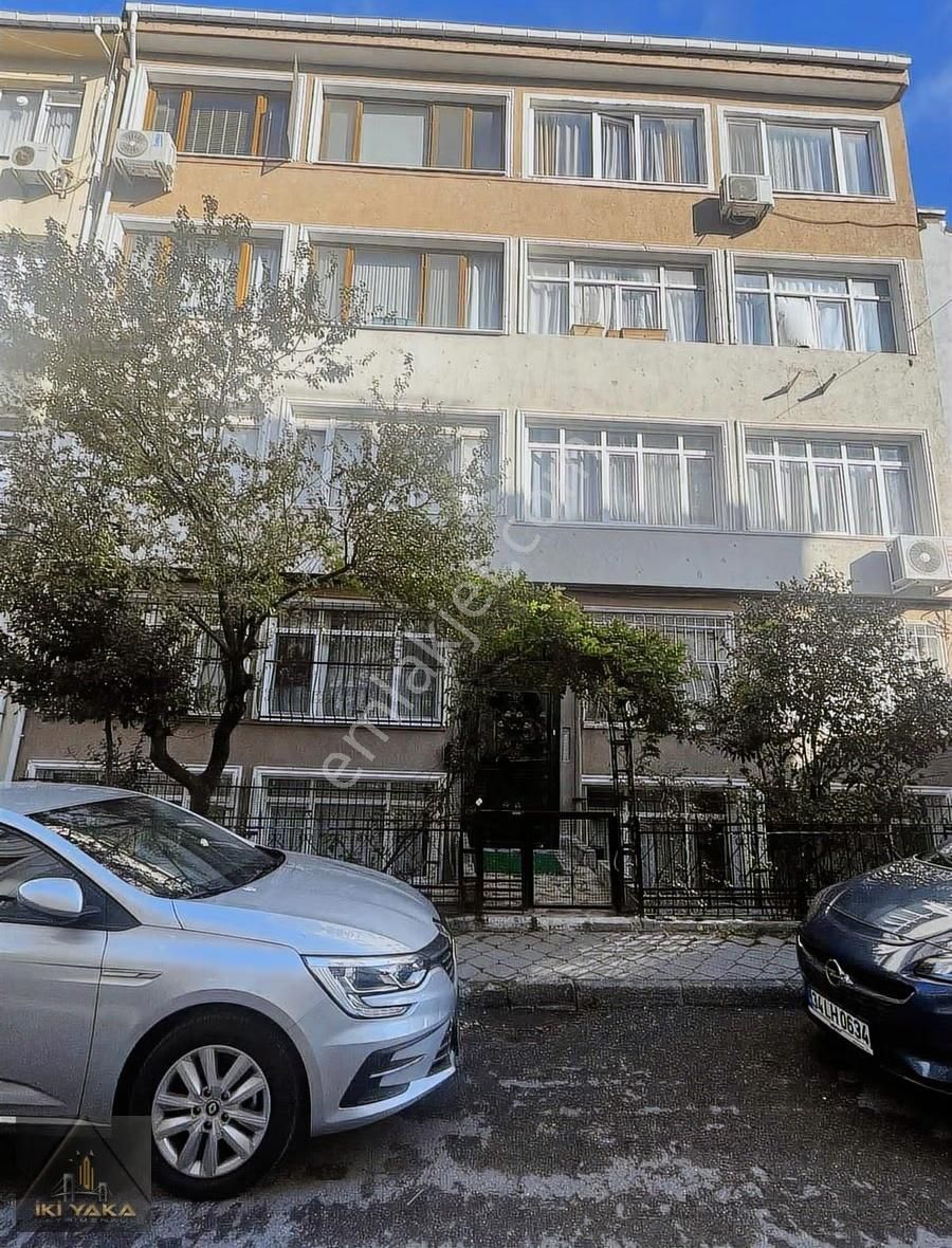 İkiyaka'dan Salacak Mah Özferendeci Sokak Arakat Satılık Daire