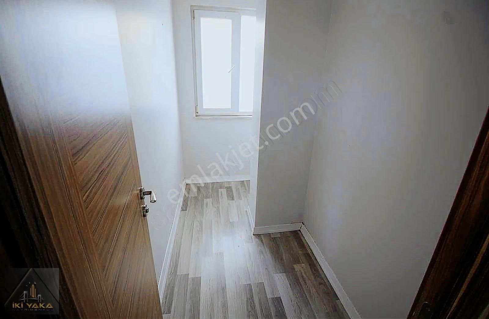 İkiyaka' Dan Kısmi Deniz Manzaralı Süper Konumda 3,5+1 Dubleks - Görsel 8