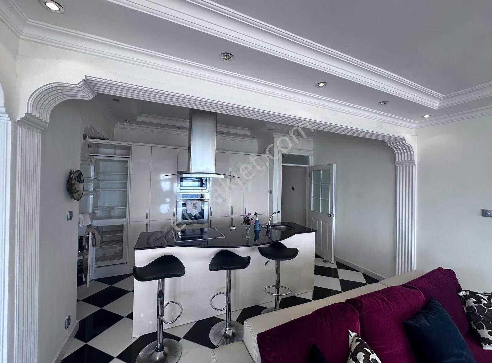 Obada Denize Sıfır Kale Ve Deniz Manzaralı 2+1 Eşyalı Daire - Görsel 13