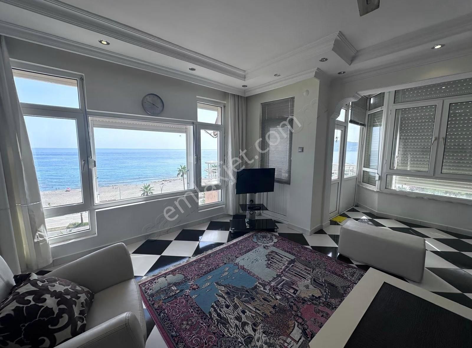 Obada Denize Sıfır Kale Ve Deniz Manzaralı 2+1 Eşyalı Daire - Görsel 9