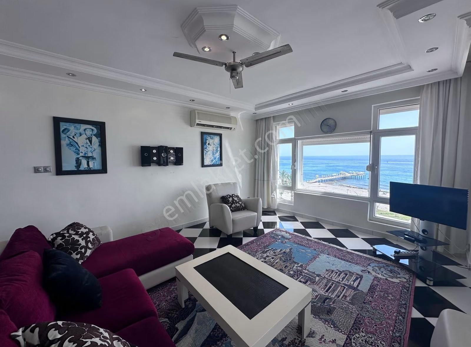 Obada Denize Sıfır Kale Ve Deniz Manzaralı 2+1 Eşyalı Daire - Görsel 4