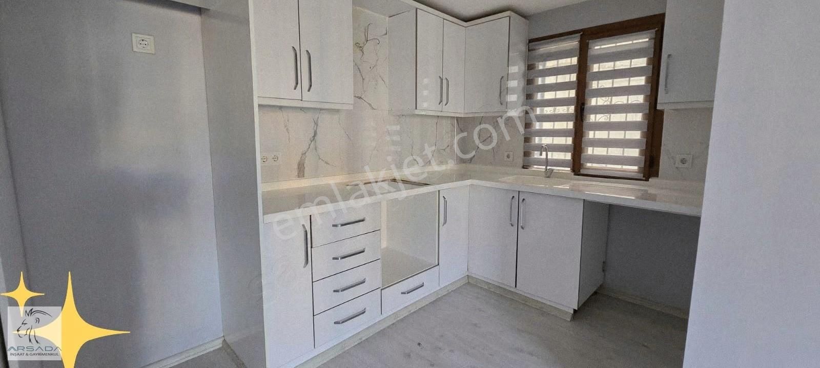 Kusadası Ege Mahallesı Havuzlu Sıte Icı 2+1 Satılık - Görsel 3