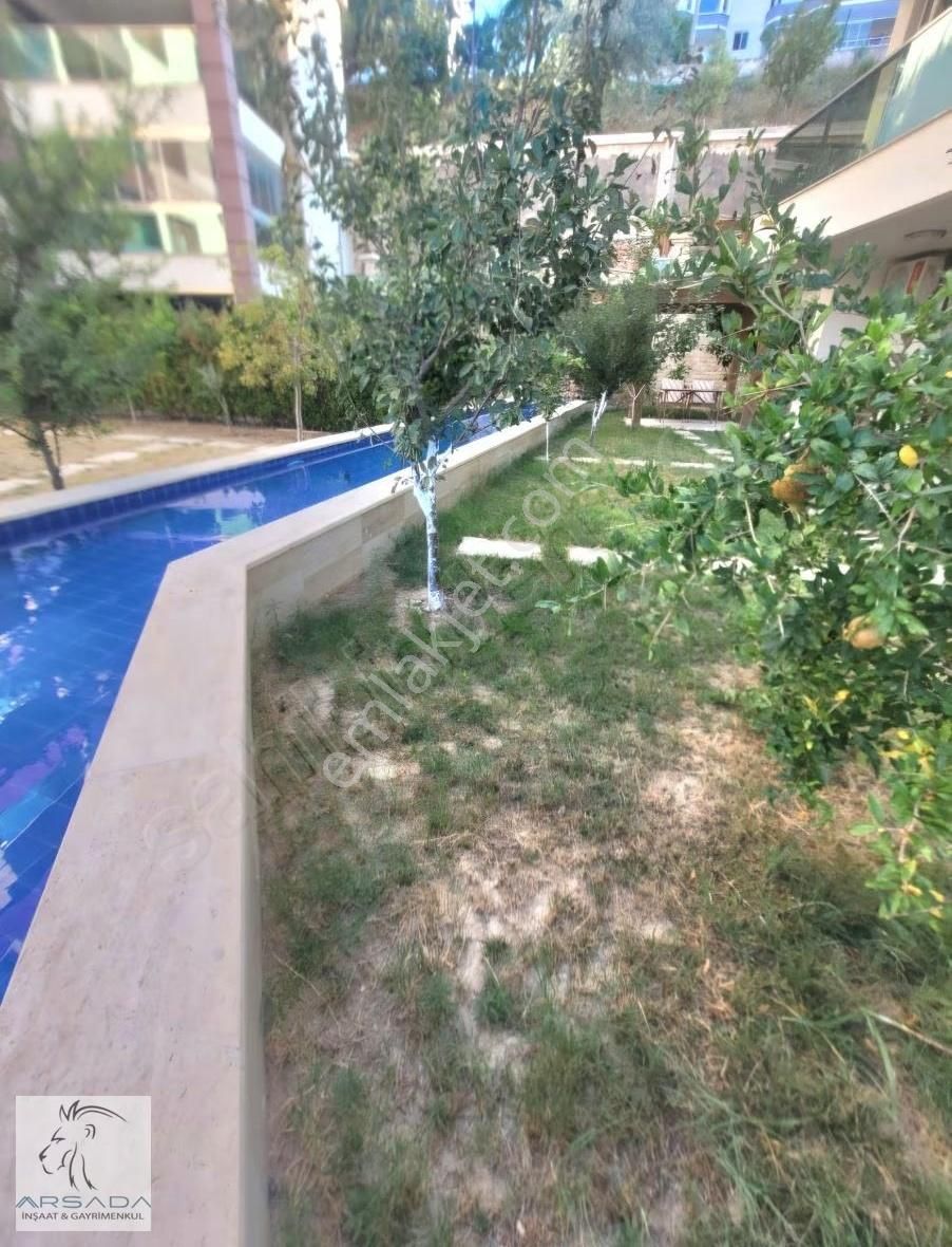 Kuşadası Kadınlar Denizin De Havuzlu Site İçinde Kiralık Boş 4+1 - Görsel 31