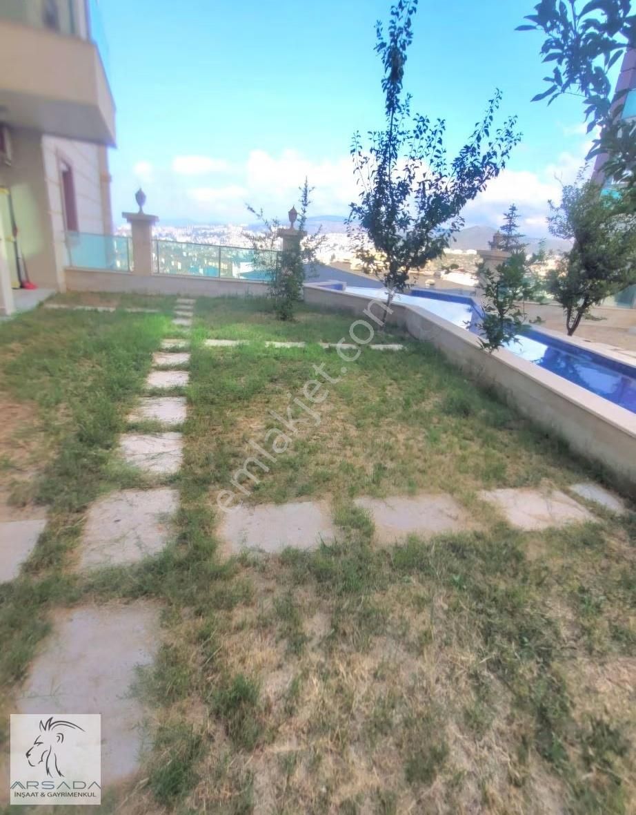 Kuşadası Kadınlar Denizin De Havuzlu Site İçinde Kiralık Boş 4+1 - Görsel 15
