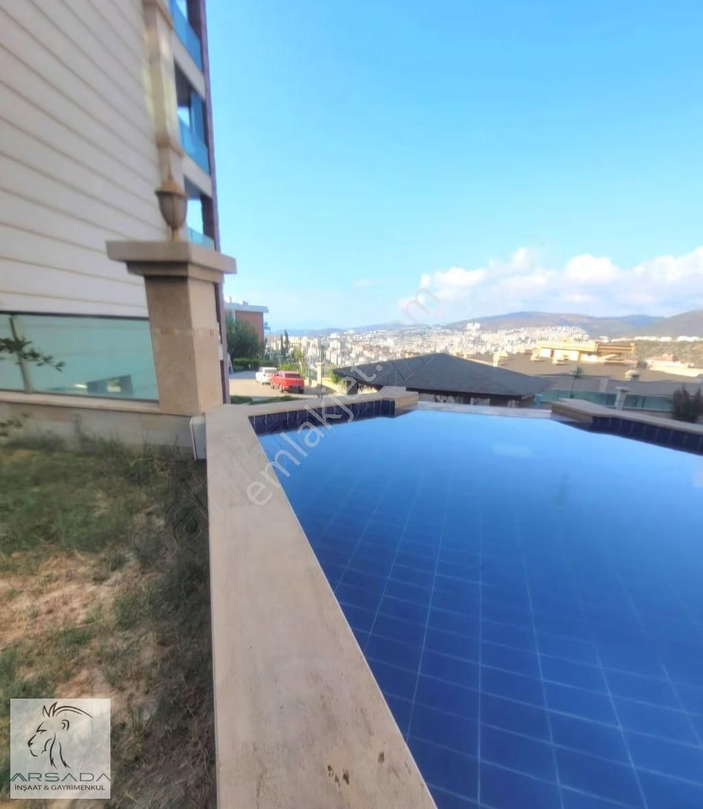Kuşadası Kadınlar Denizin De Havuzlu Site İçinde Kiralık Boş 4+1 - Görsel 6