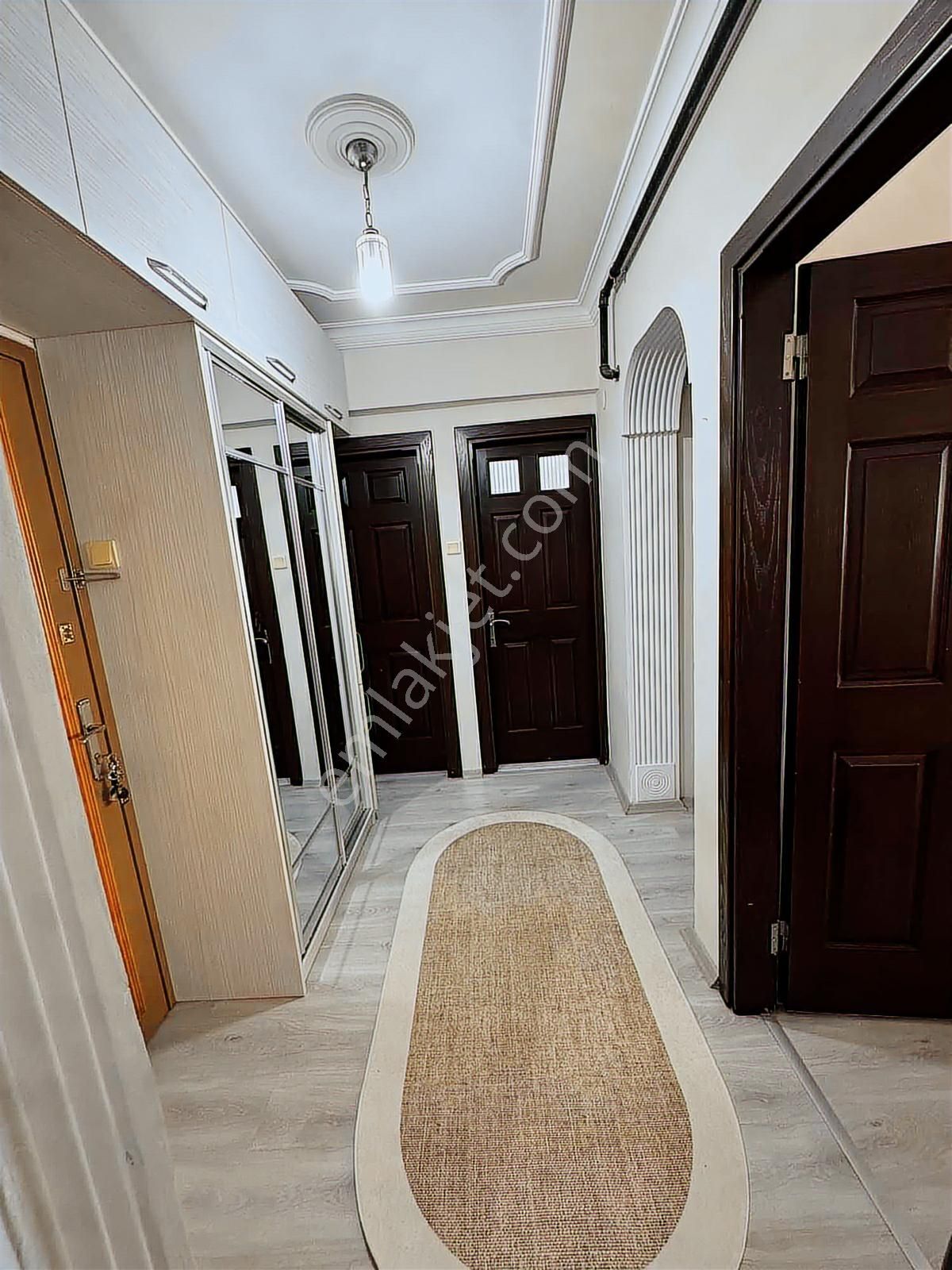 Bostanlı Gastronomi Sokağında Satılık 3+1 Geniş Daire - Görsel 14