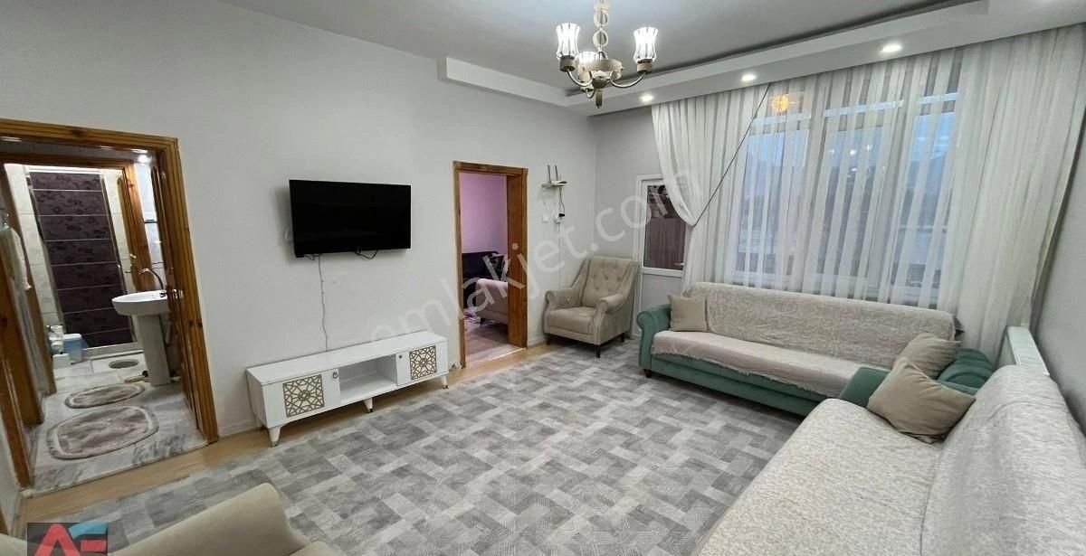 Reşadiyede İçi Ful Yapılı 3+1 Masrafsız Satılık Daire