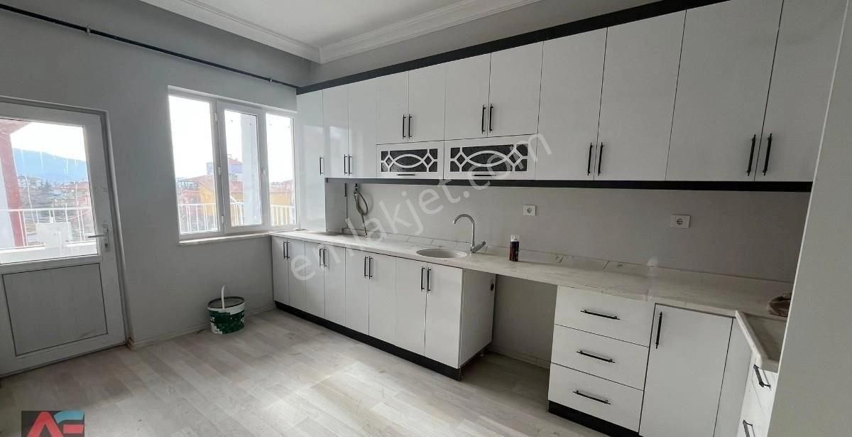 Anadolu Emlaktan Genişliği İle Ön Plana Çıkan 3+1 Satılık Daire - Görsel 7