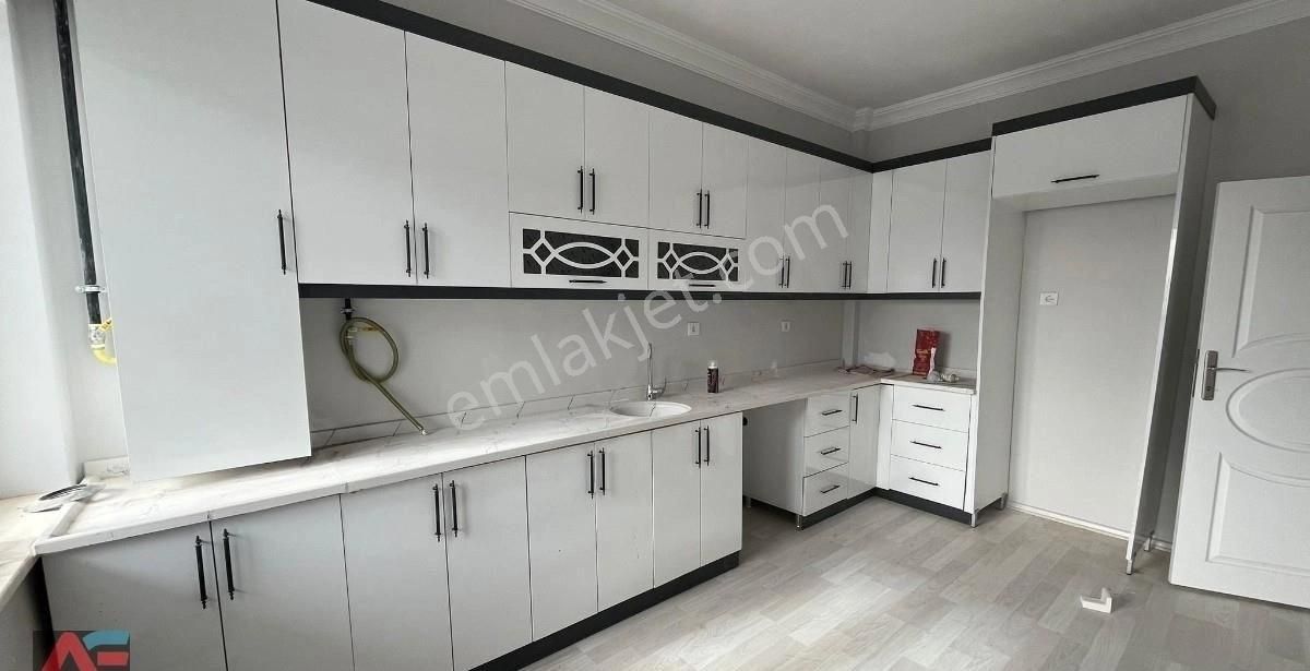 Anadolu Emlaktan Genişliği İle Ön Plana Çıkan 3+1 Satılık Daire