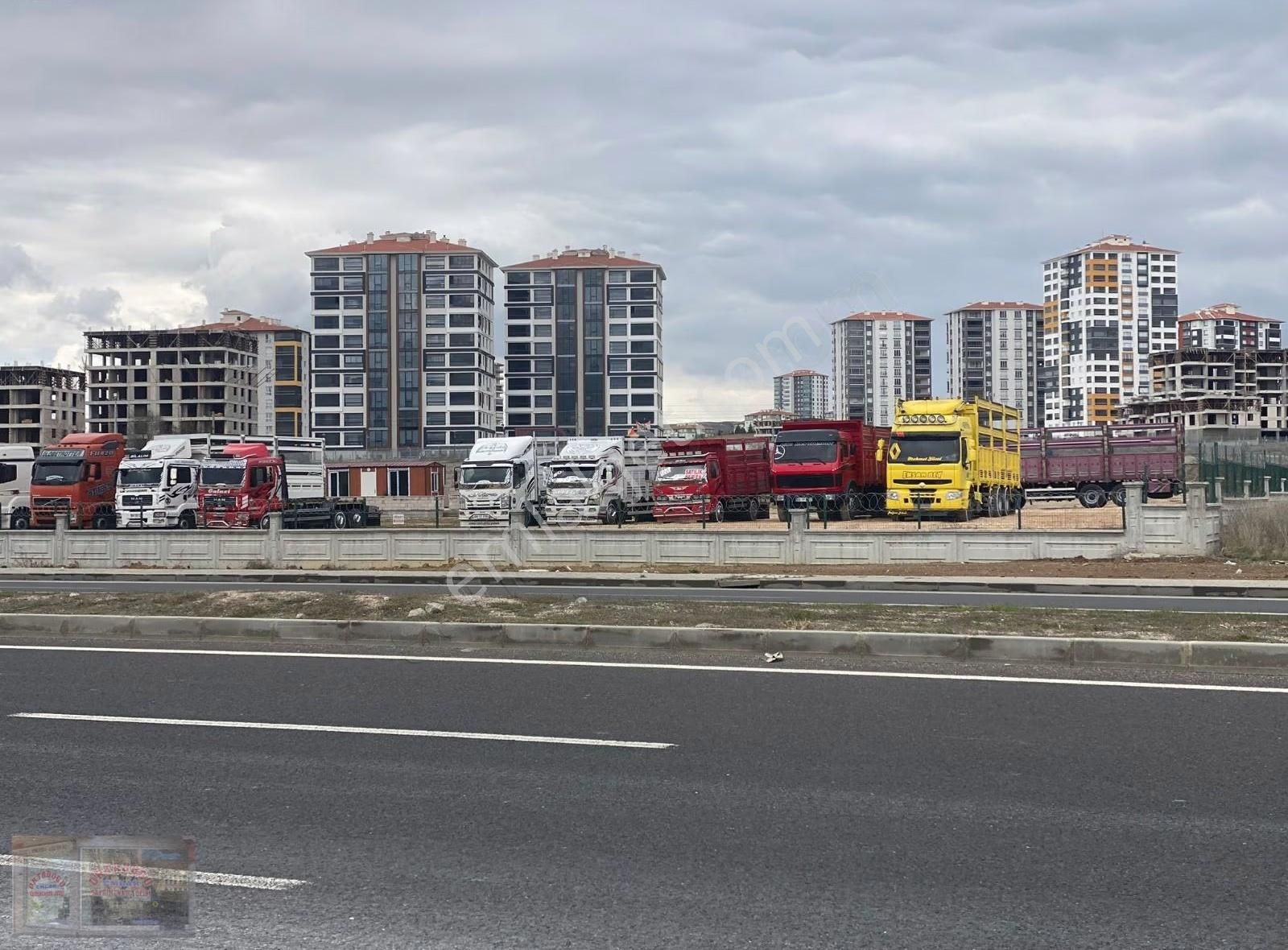 Ankara -eskişehir Yoluna Cepheli Kiralık Arsa