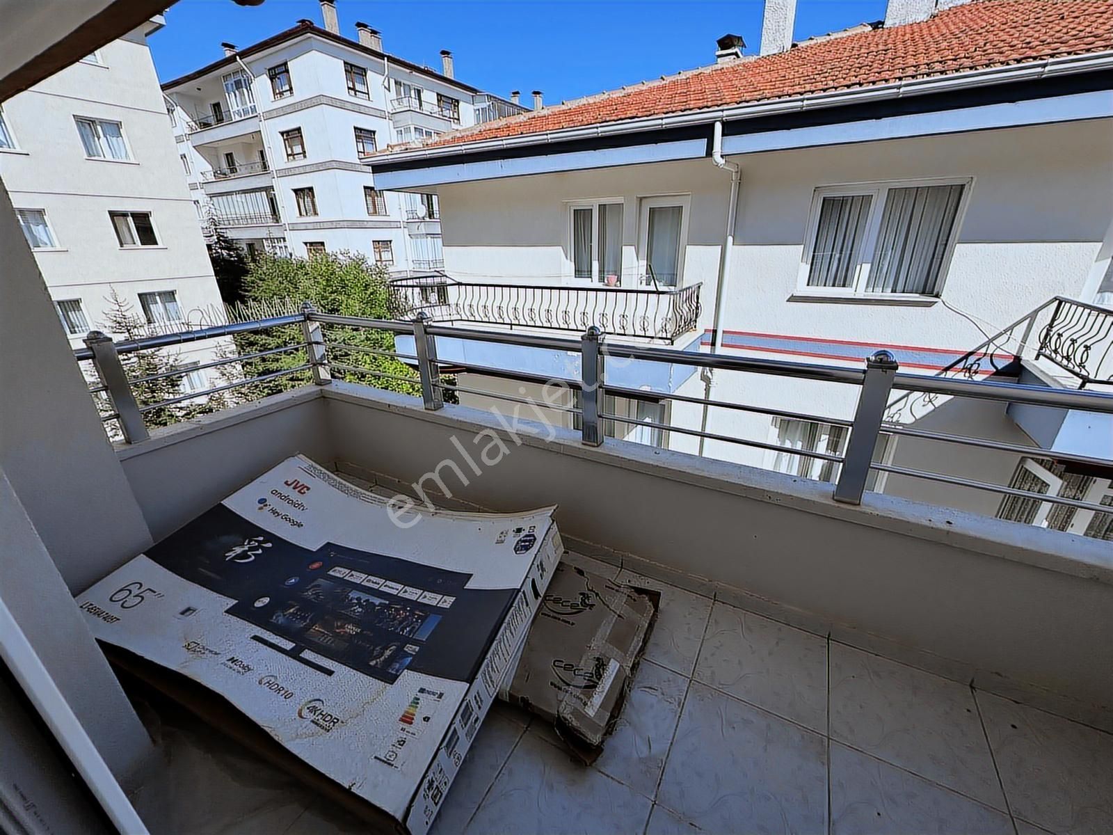 Kılıçsoy'dan Baglum Hisar Alişar Cad Çarşı İçi Yapılı Satılık3+1 - Görsel 12