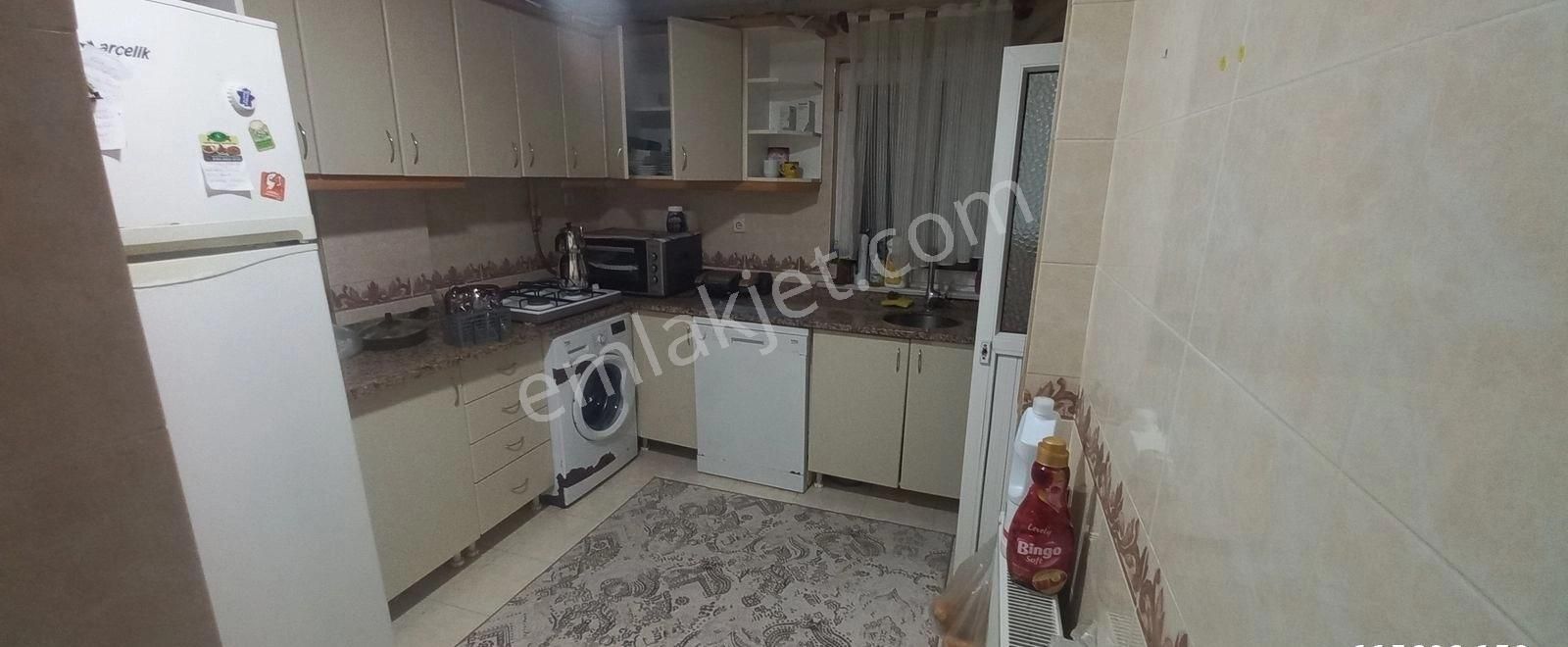 Bayrampaşa Merkezde Lüx 2+1 Kombili Ve Klimalı Geniş Daire 25.000tl - Görsel 7