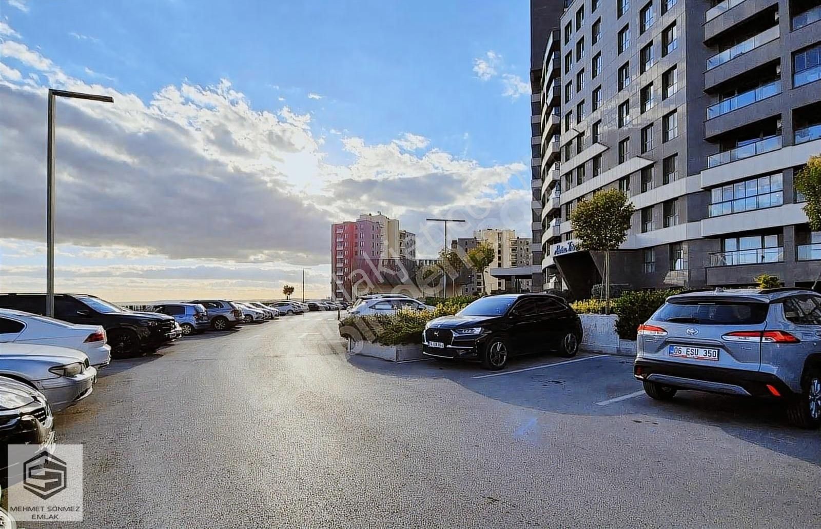 Sinpaş Marina Towers 5 'te 1+1 Geniş Köşe Daire - Görsel 24