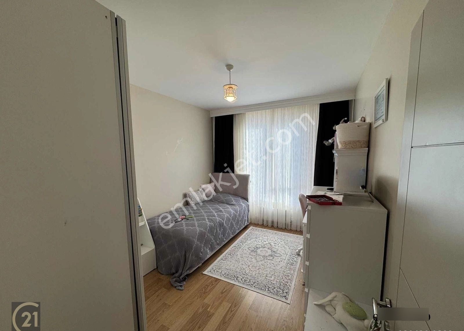 Yıldızevler Ege Flora'da Satılık 3+1 Daire - Görsel 7