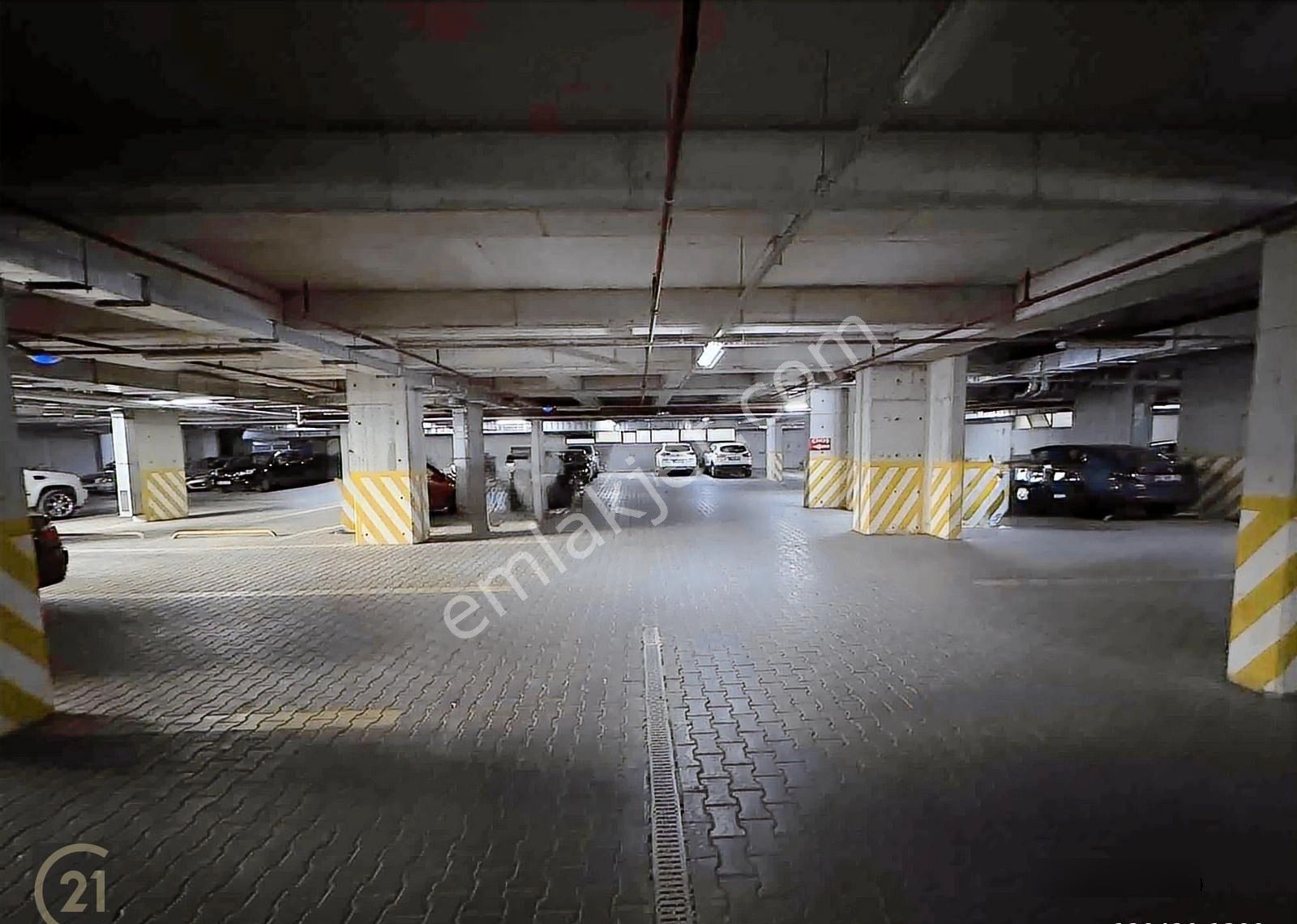 Yıldızevler Ege Flora'da Satılık 3+1 Daire - Görsel 13