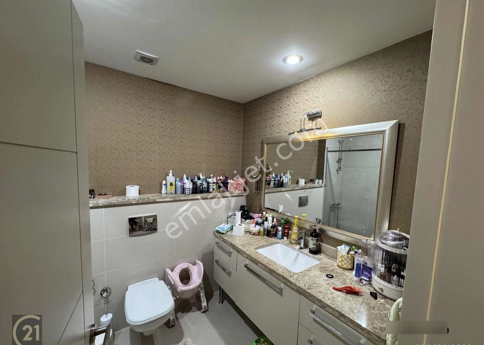 Yıldızevler Ege Flora'da Satılık 3+1 Daire - Görsel 12