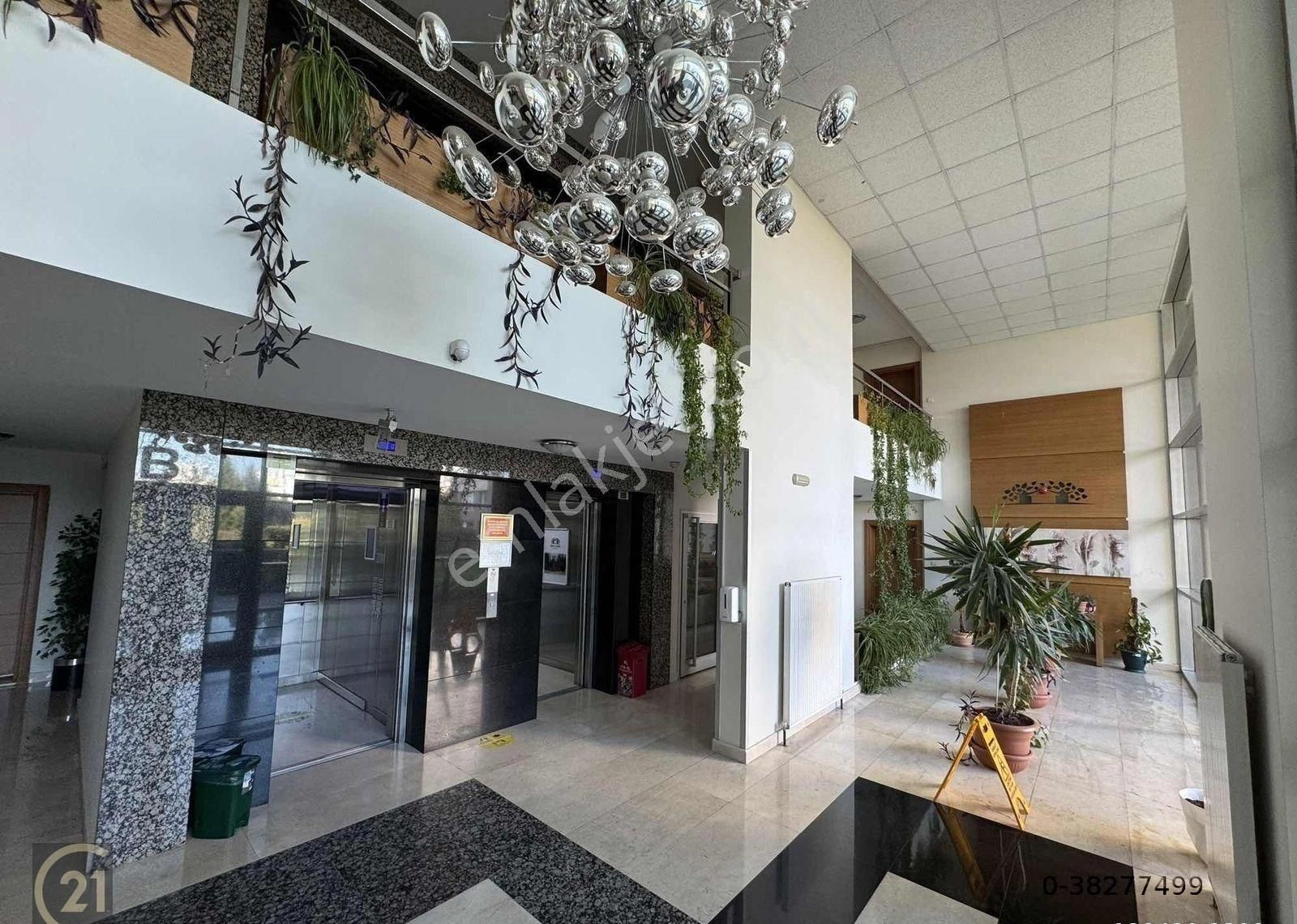 Yıldızevler Ege Flora'da Satılık 3+1 Daire - Görsel 18