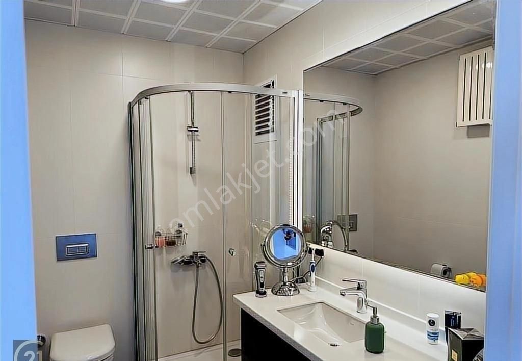 Oran Merkezde, Çınar Apartmanı'nda 4+1 Lüks Mobilyalı Kiralık - Görsel 31