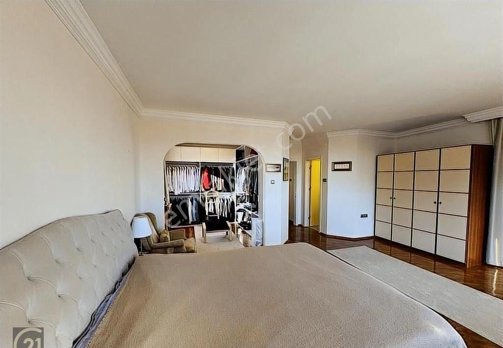 Oran Merkezde, Çınar Apartmanı'nda 4+1 Lüks Mobilyalı Kiralık - Görsel 26