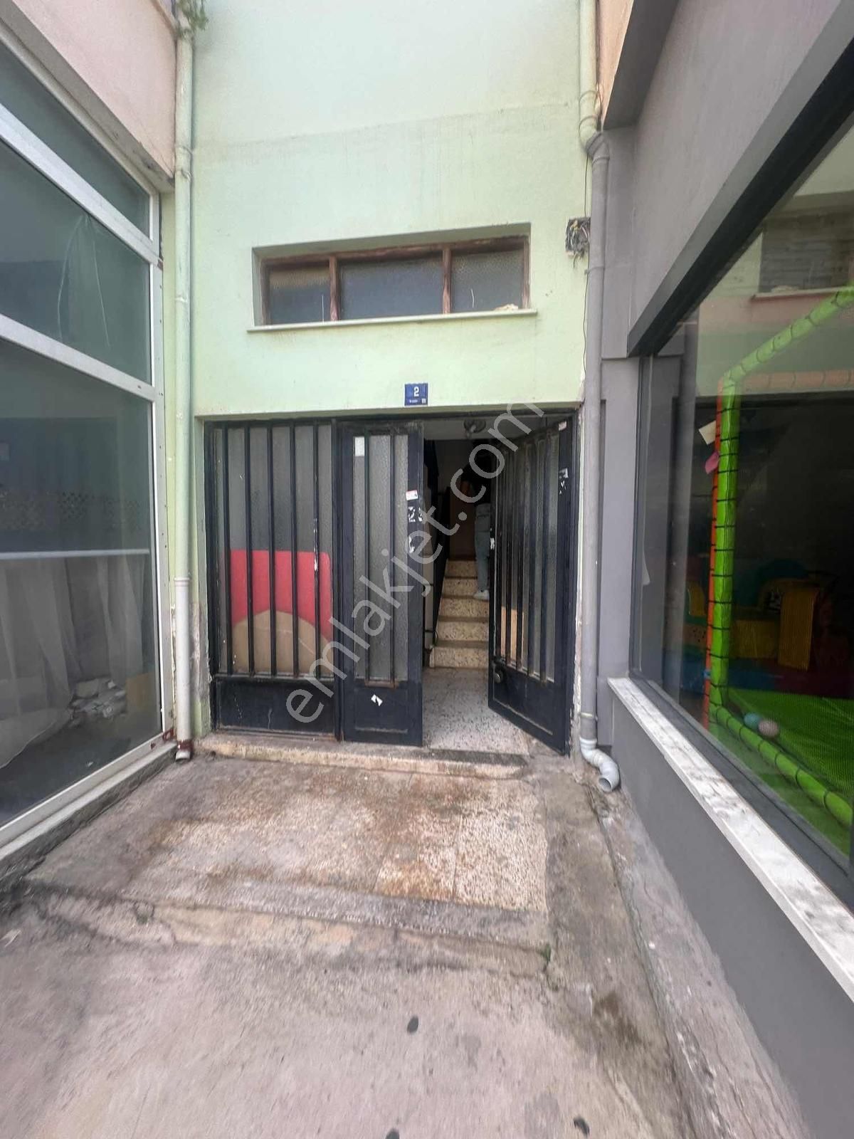 Merkezi Konumda Full Eşyalı Satılık Daire - Görsel 11