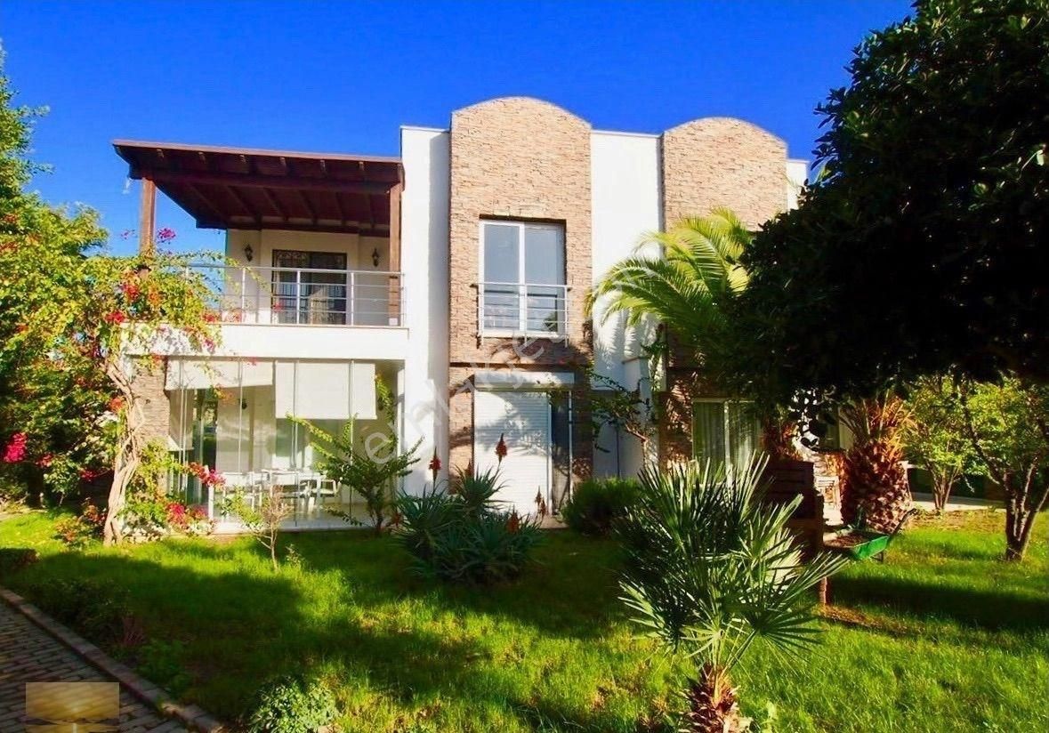 Bodrum Bitezde Satılık Daire Bahçeli Ev Merkezi Yerde Düzayak Köşebaşı Daire