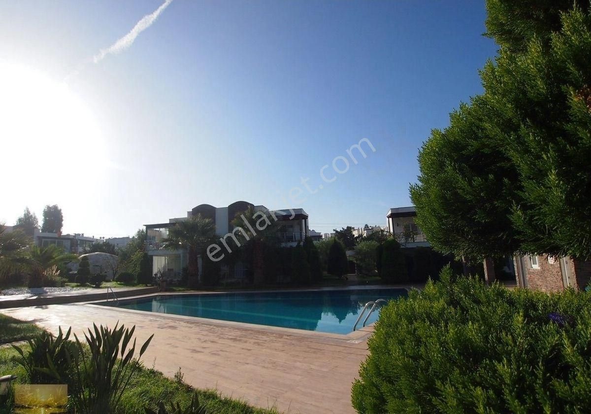 Bodrum Bitezde Satılık Daire Bahçeli Ev Merkezi Yerde Düzayak Köşebaşı Daire - Görsel 20