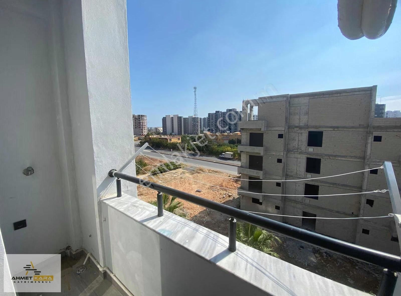 Ahmet Kara'dan Mezitli Akdeniz Mah. 1+1 Satılık Daire - Görsel 2