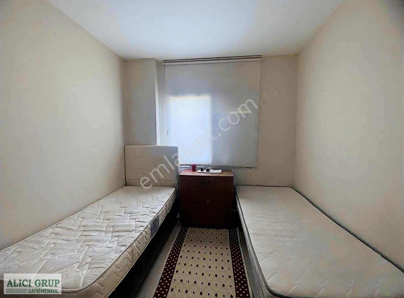 Kiralık,site İçerisinde Geniş 1+1 Ana Yola Yakın - Görsel 3