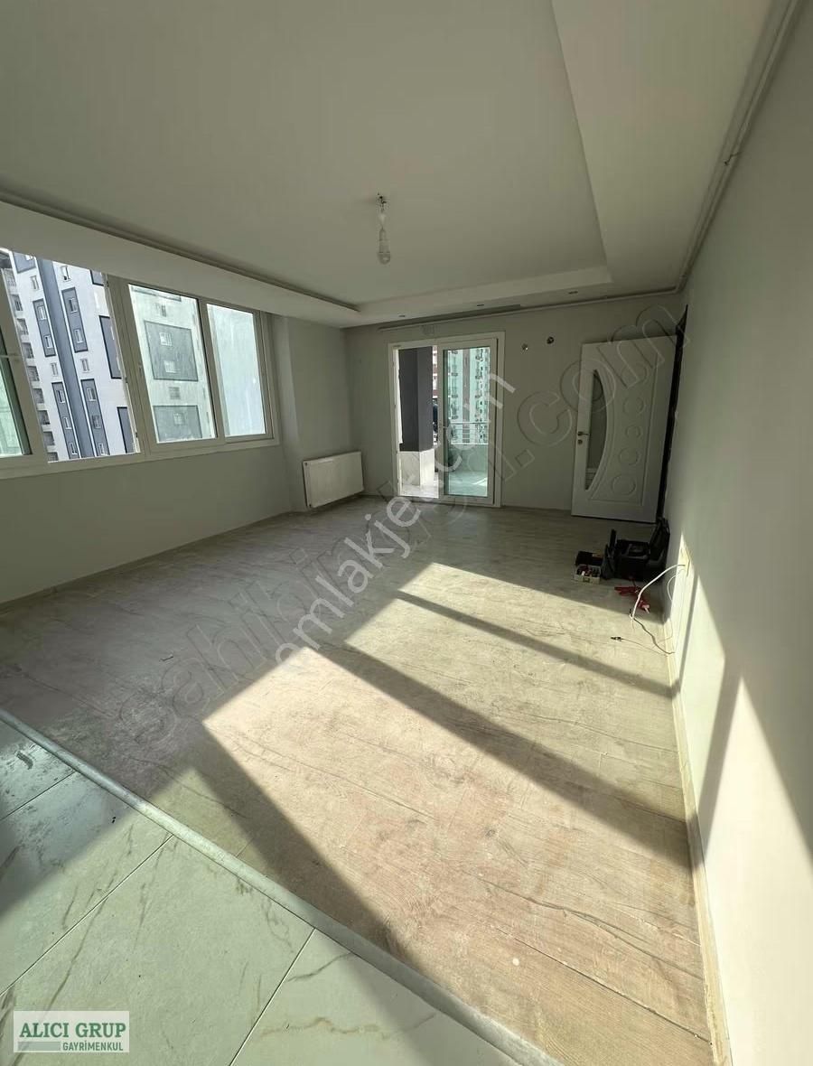 #macera Park Yanı Site İçi Kombili Çiftbanyo Kiralık 3+1 Daire