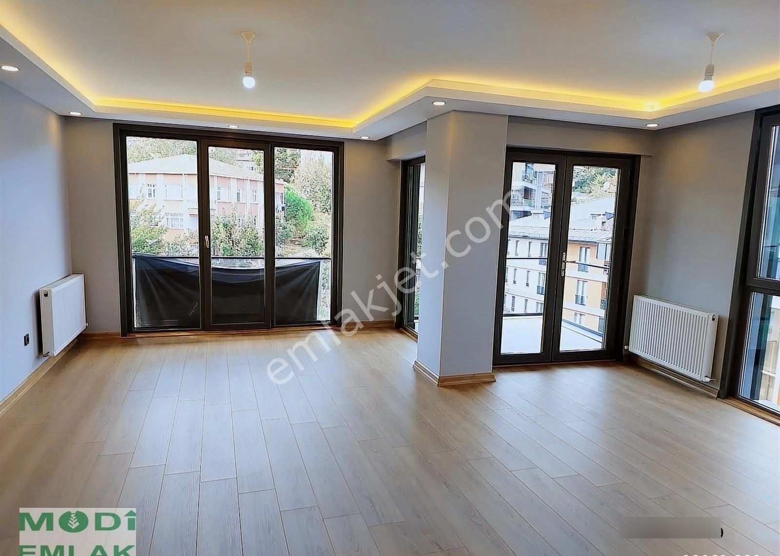 Burhaniyede Kapalı Otoparklı Satılık 4+1 Dubleks Daireler